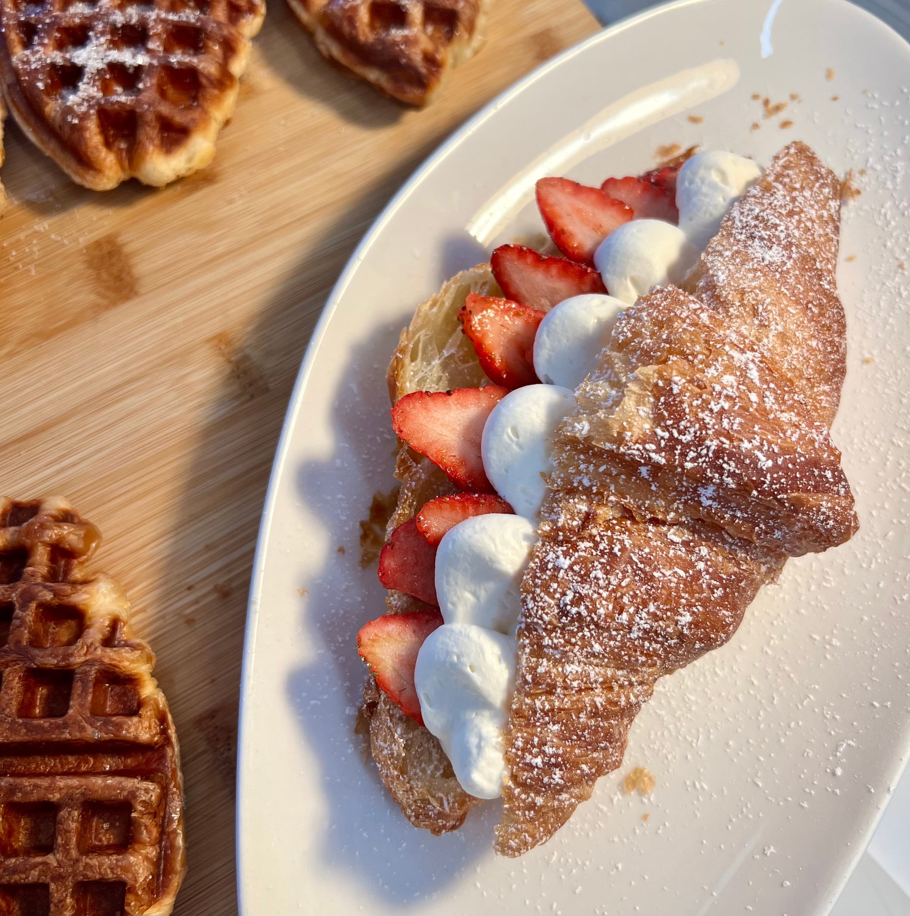 Dessert Croissant